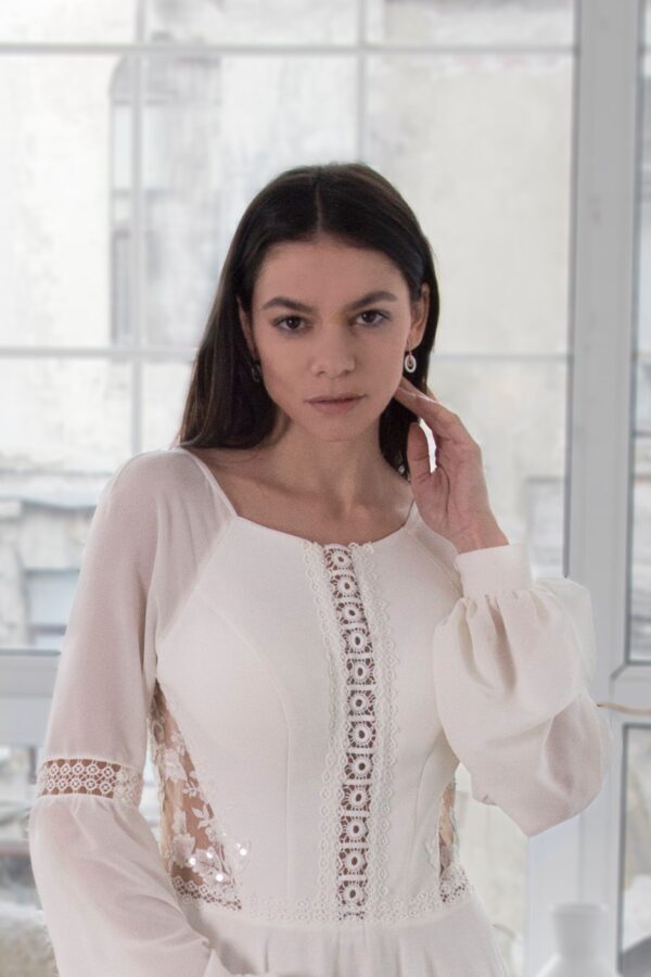 Velisa - Image 2
